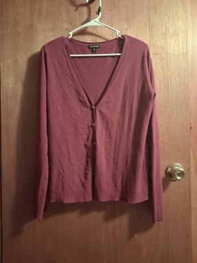 George Women's Plum Button-Front V-Neck Cardigan